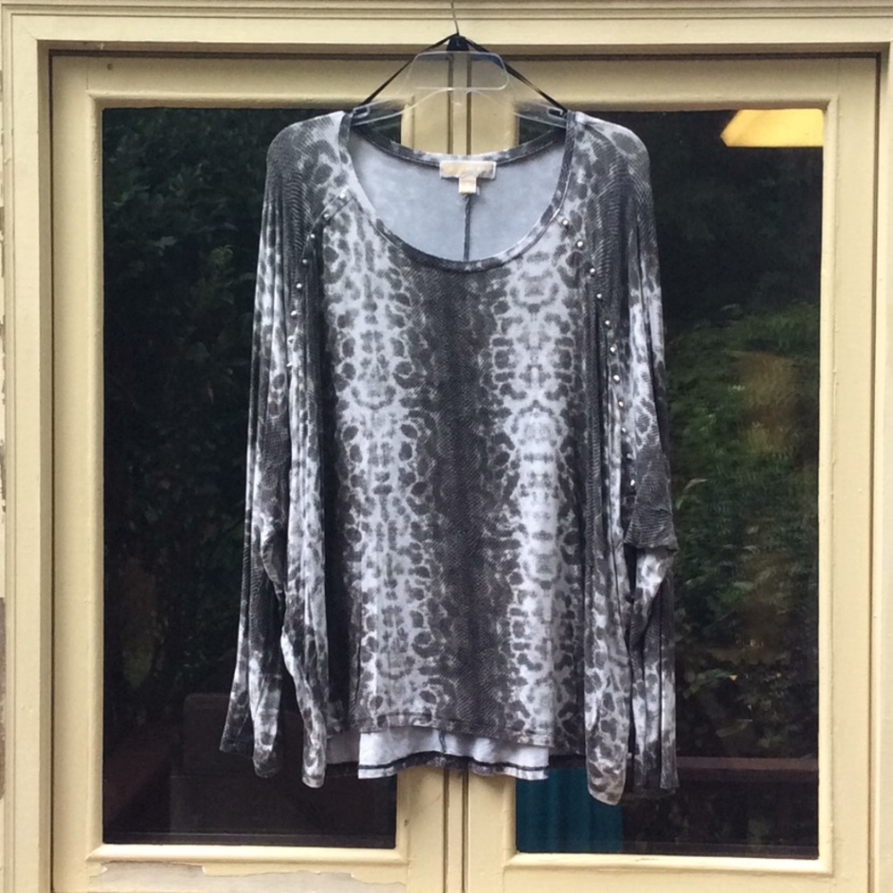 Michael Kors xl long sleeve top with studs
